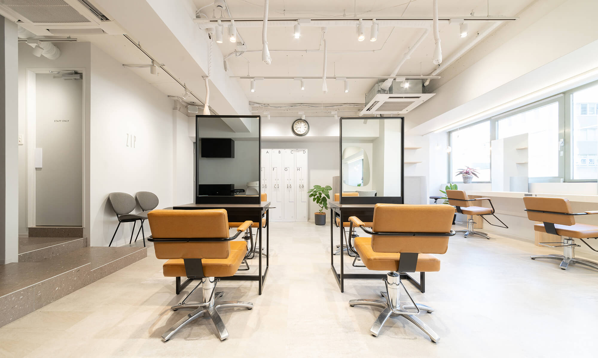 ZIP店の店内02
